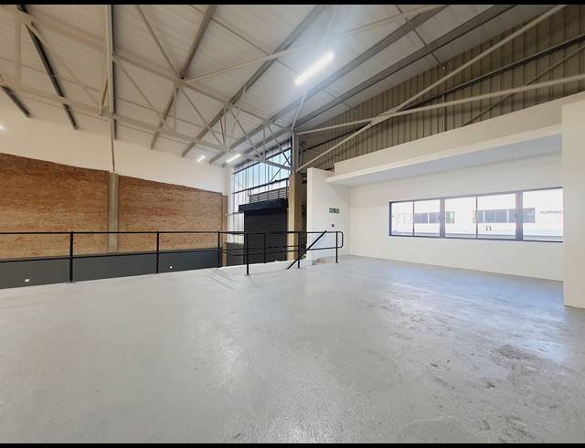 558.60M² WAREHOUSE TO LET IN SAMRAND BUSINESS PARK